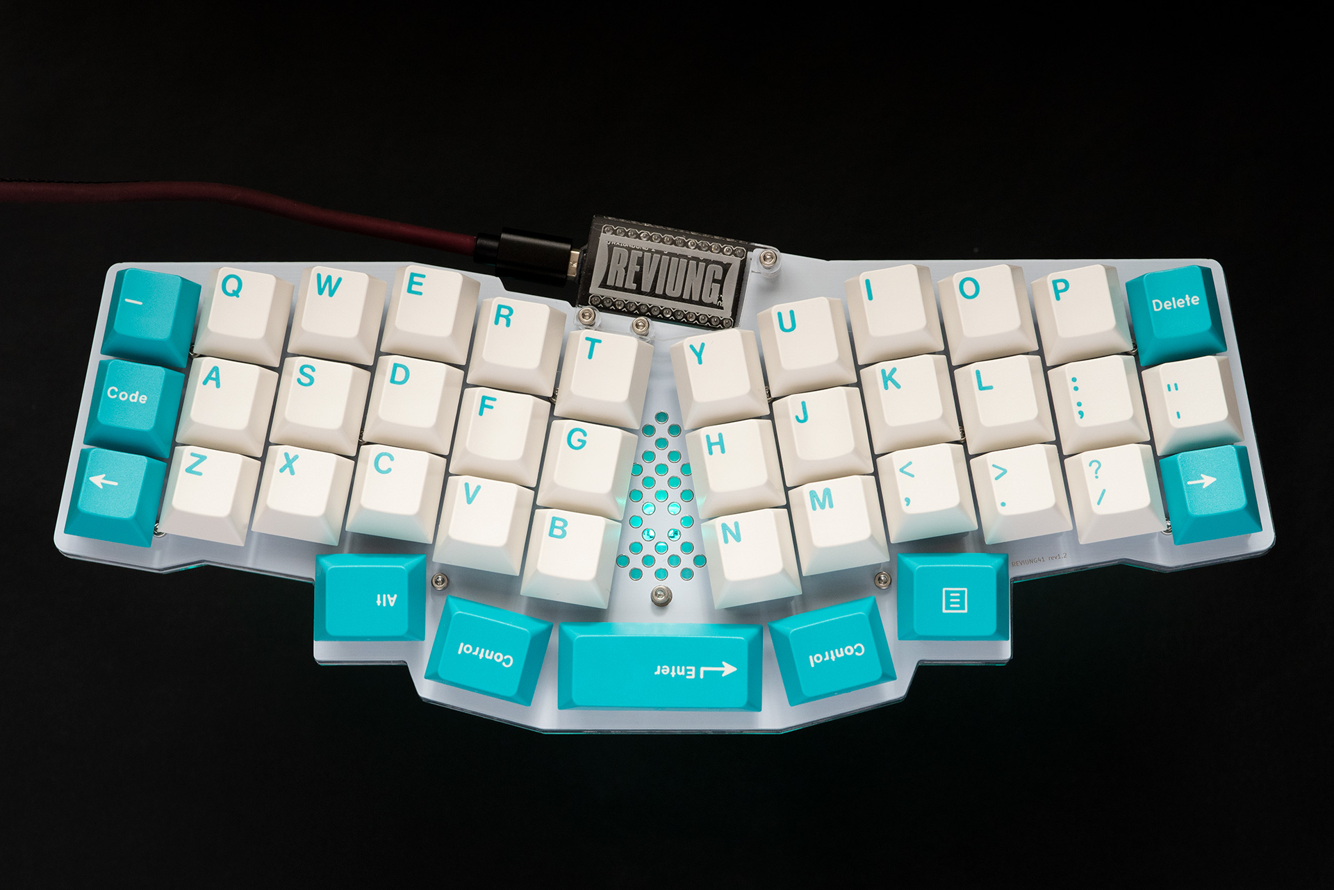 The finished Reviung 41 keyboard